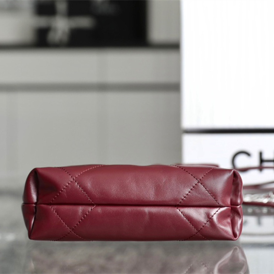 Chanel 香奈兒 Leather Goods