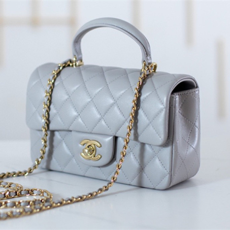 Chanel 香奈兒 Leather Goods