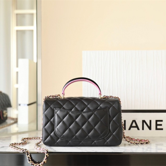Chanel 香奈兒 Leather Goods