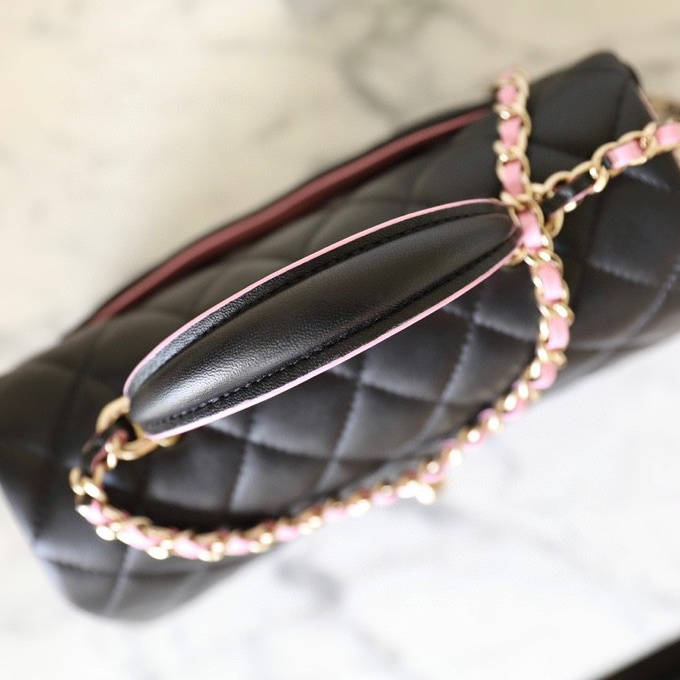 Chanel 香奈兒 Leather Goods