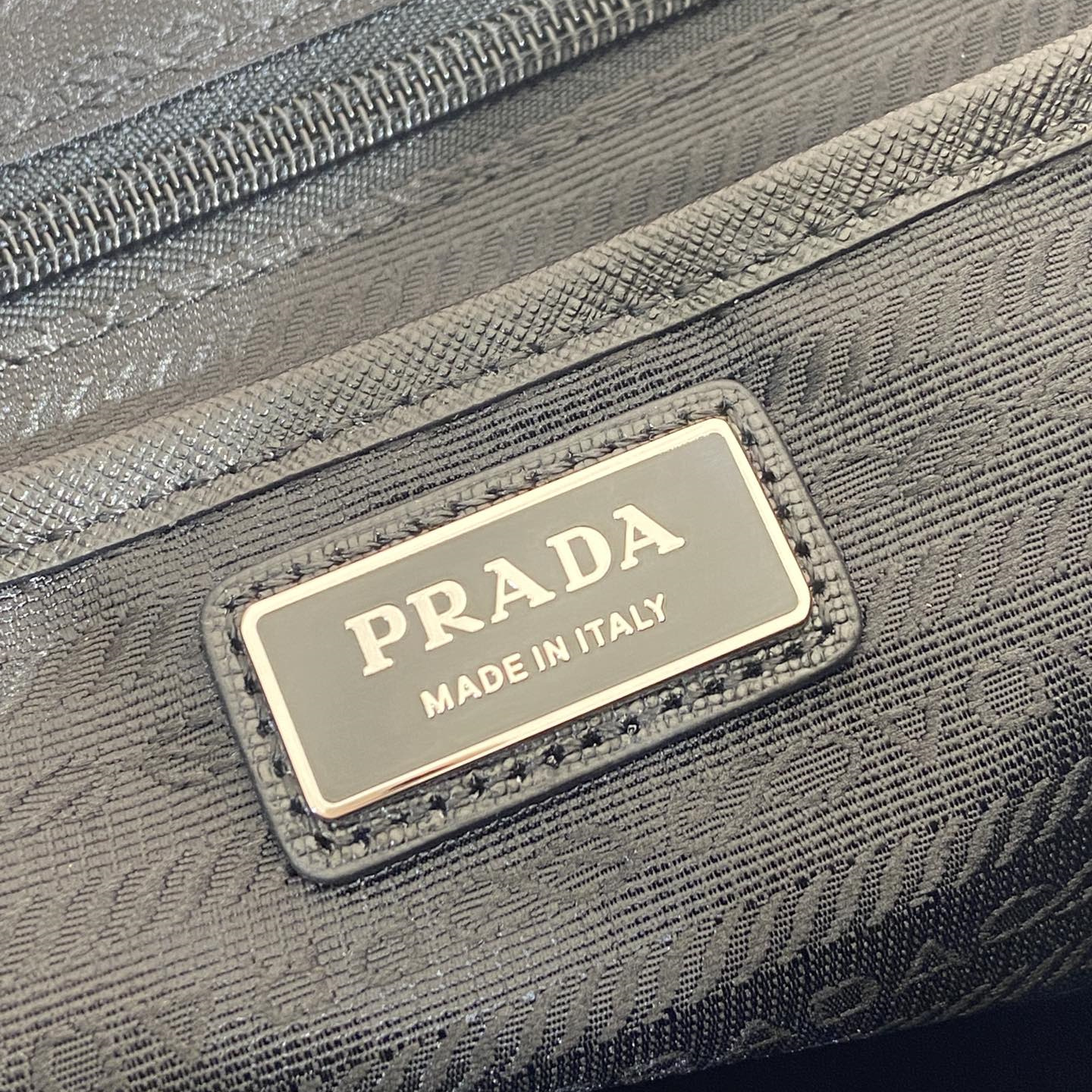 Prada 普拉達 Leather Goods