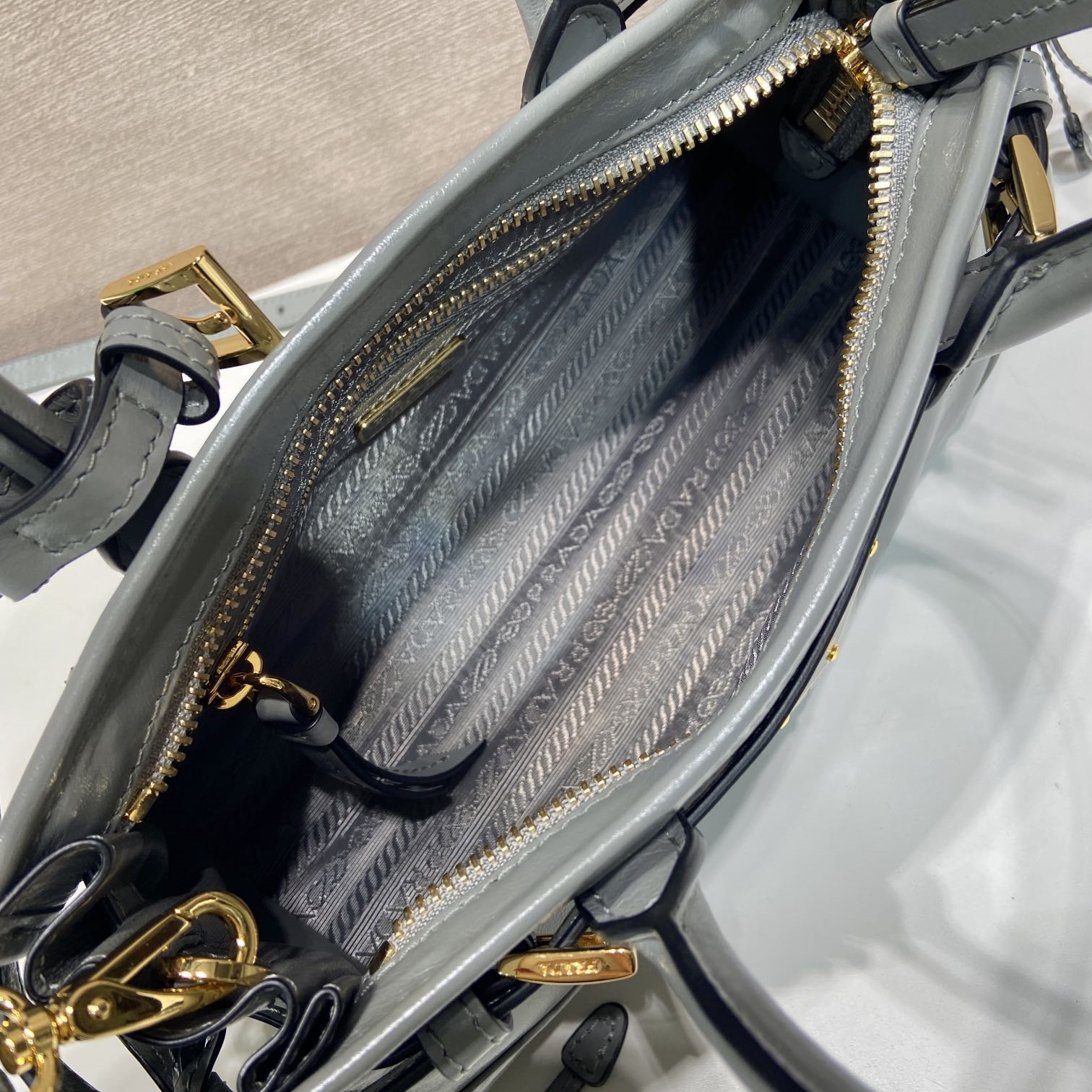 Prada 普拉達 Leather Goods