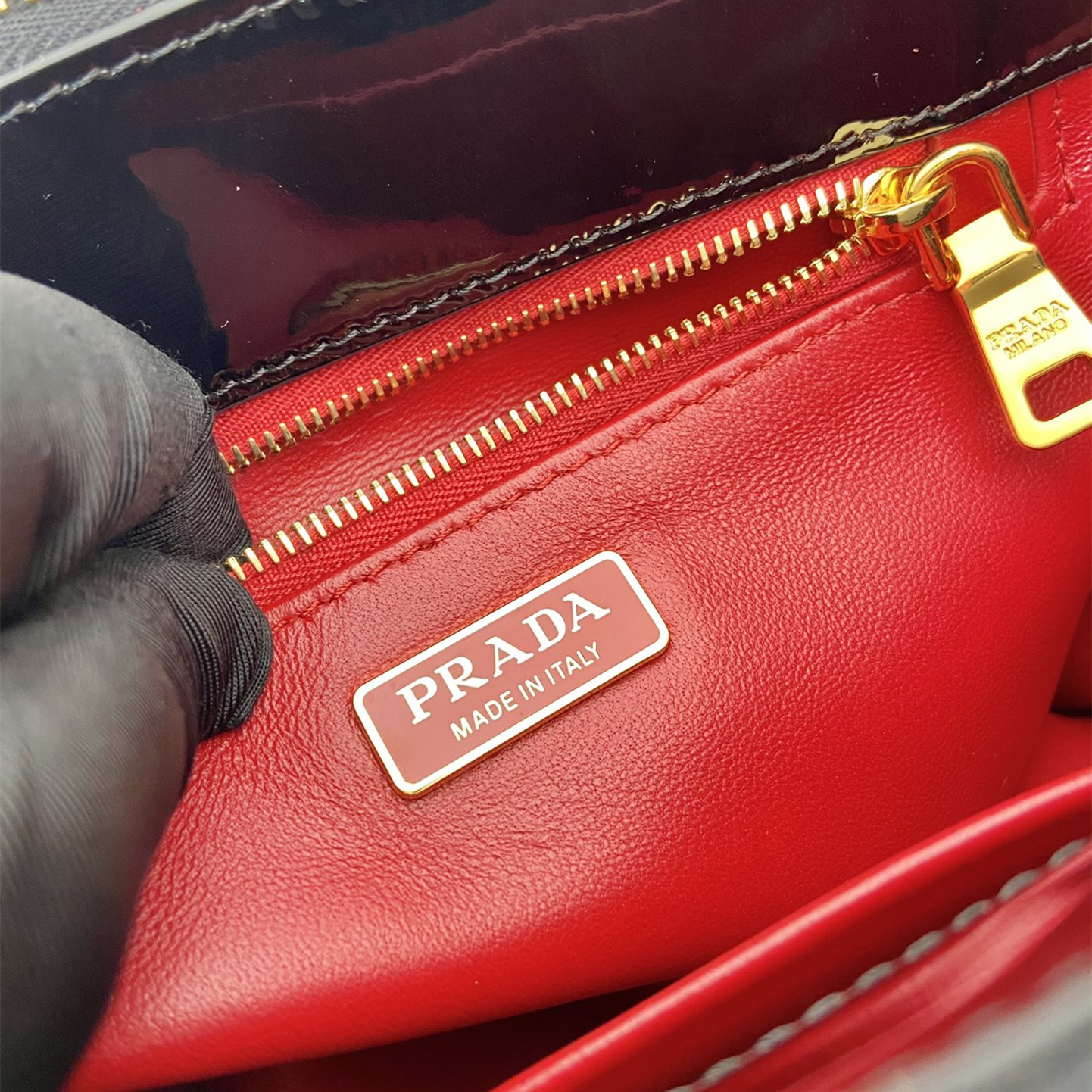 Prada 普拉達 Leather Goods