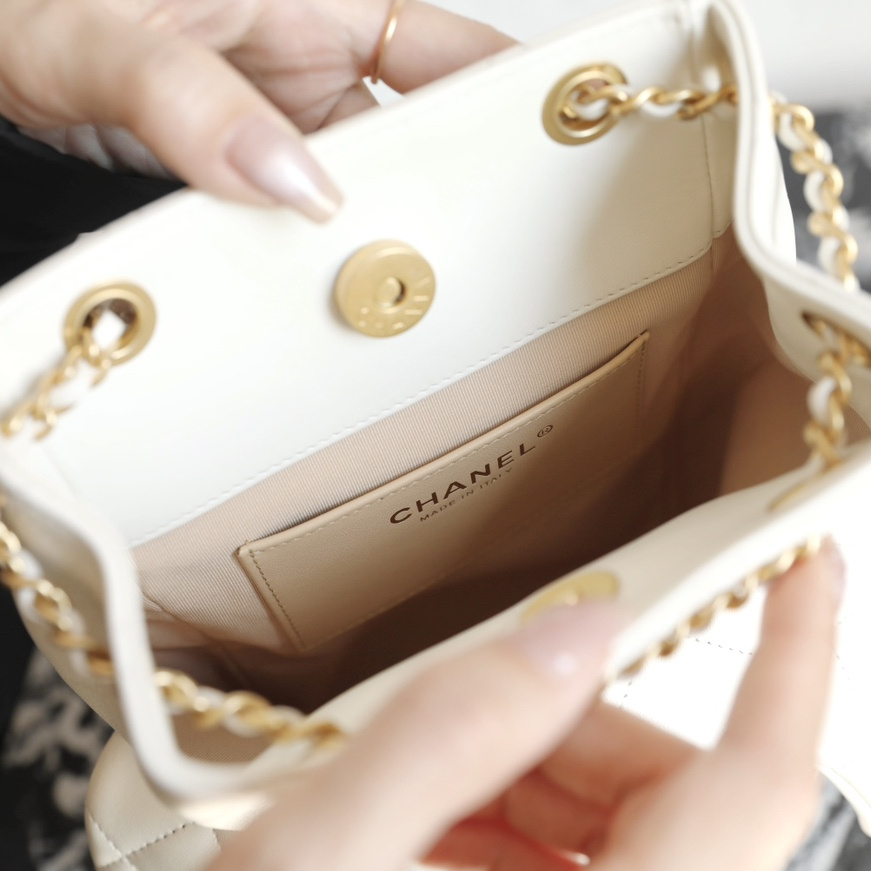 Chanel 香奈兒 Leather Goods