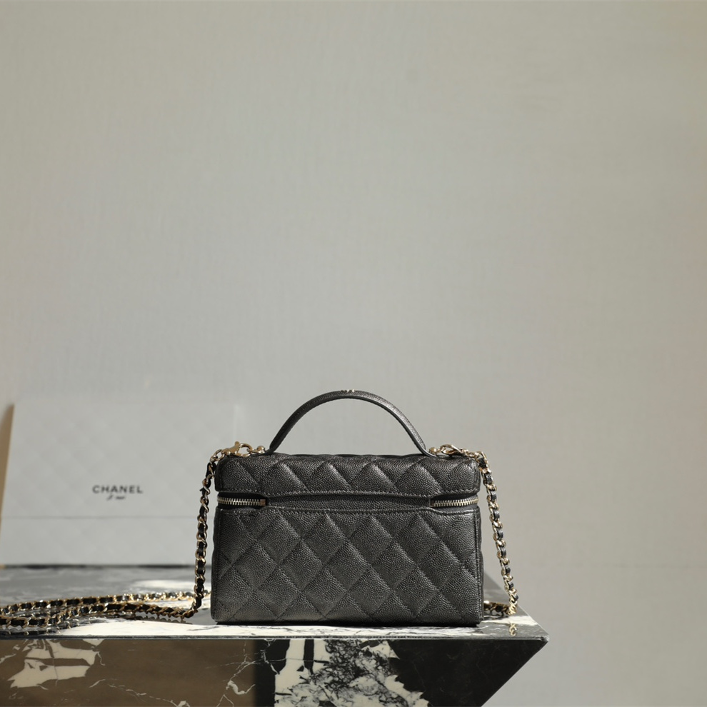 Chanel 香奈兒 Leather Goods