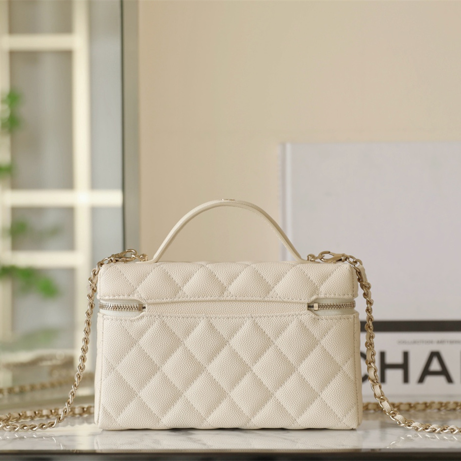 Chanel 香奈兒 Leather Goods
