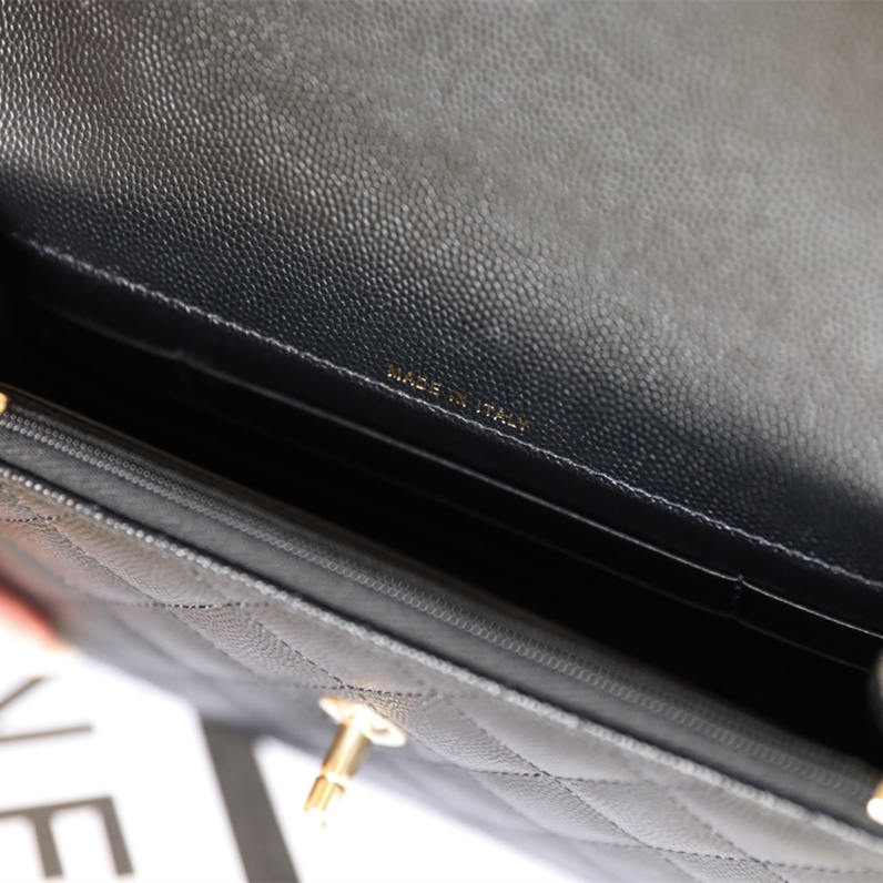 Chanel 香奈兒 Leather Goods