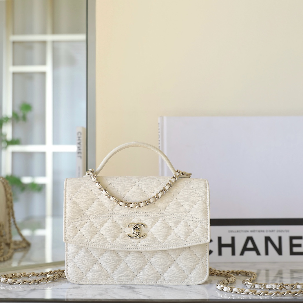 Chanel 香奈兒 Leather Goods