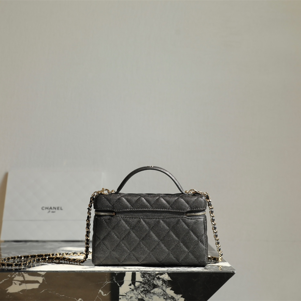 Chanel 香奈兒 Leather Goods