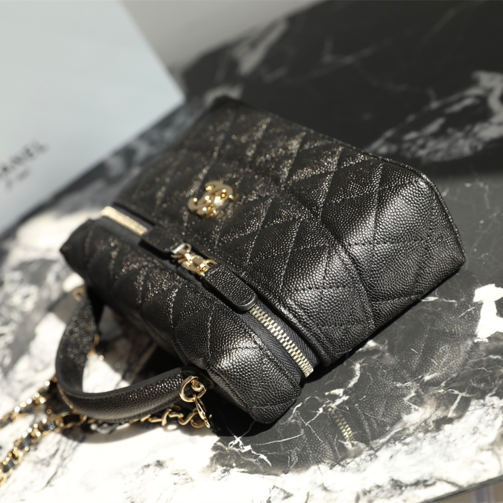 Chanel 香奈兒 Leather Goods