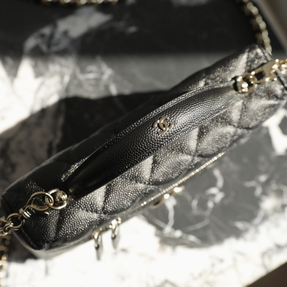 Chanel 香奈兒 Leather Goods