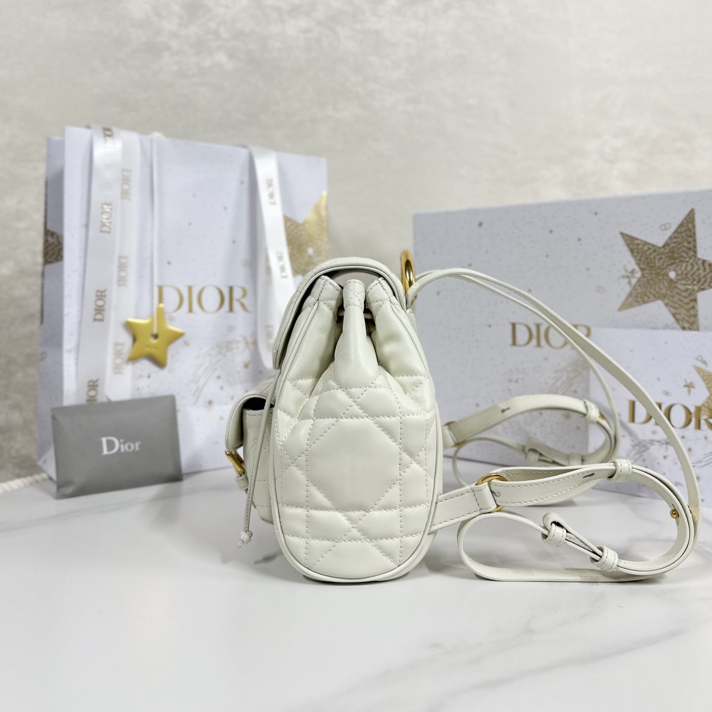 高仿Dior*Caro系列M6302M030小羊皮雙肩包白色小號免檢版