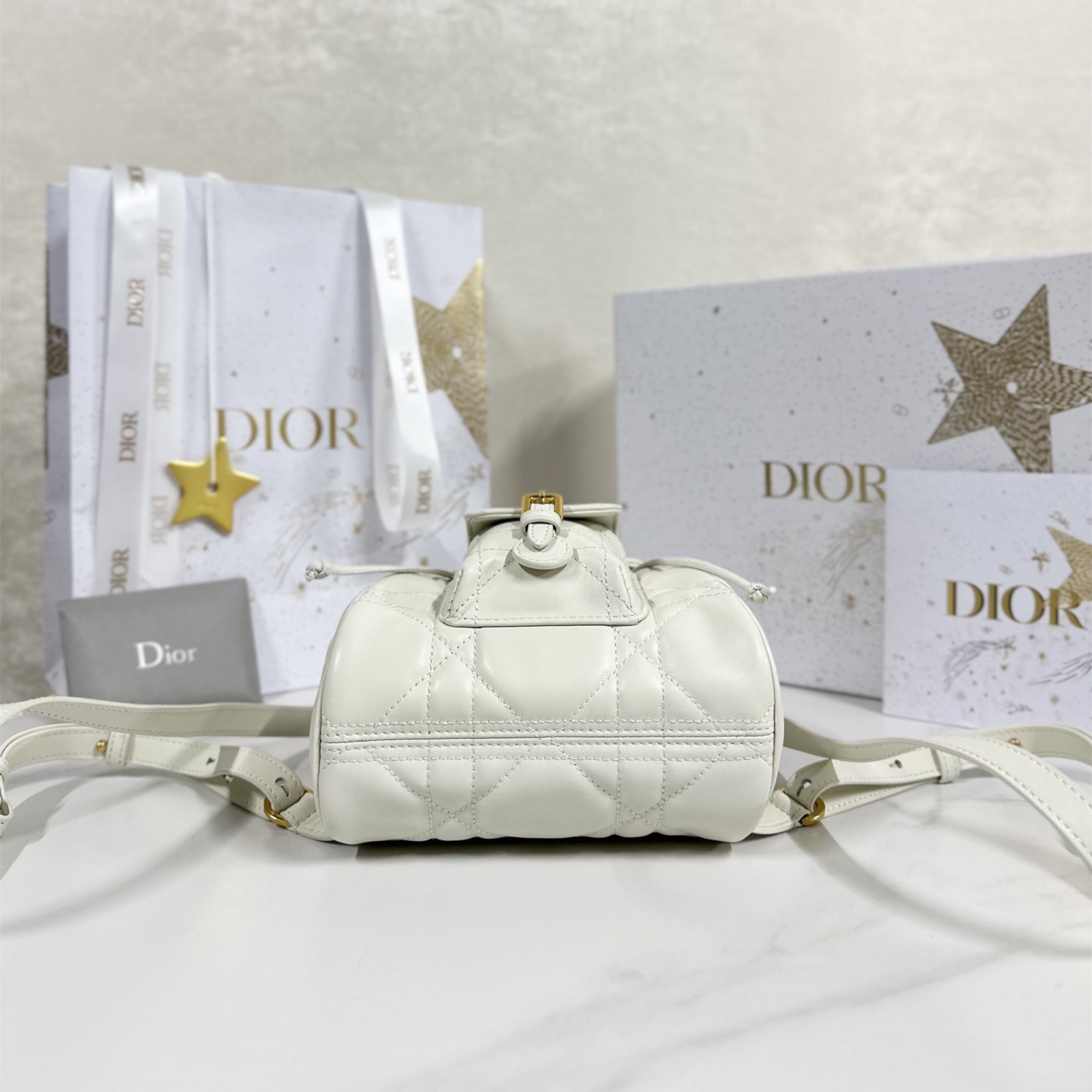 高仿Dior*Caro系列M6302M030小羊皮雙肩包白色小號免檢版