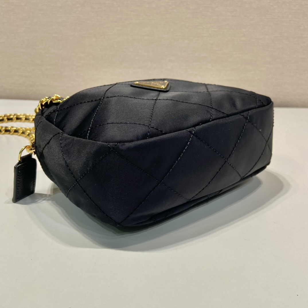 Prada 普拉達 Leather Goods
