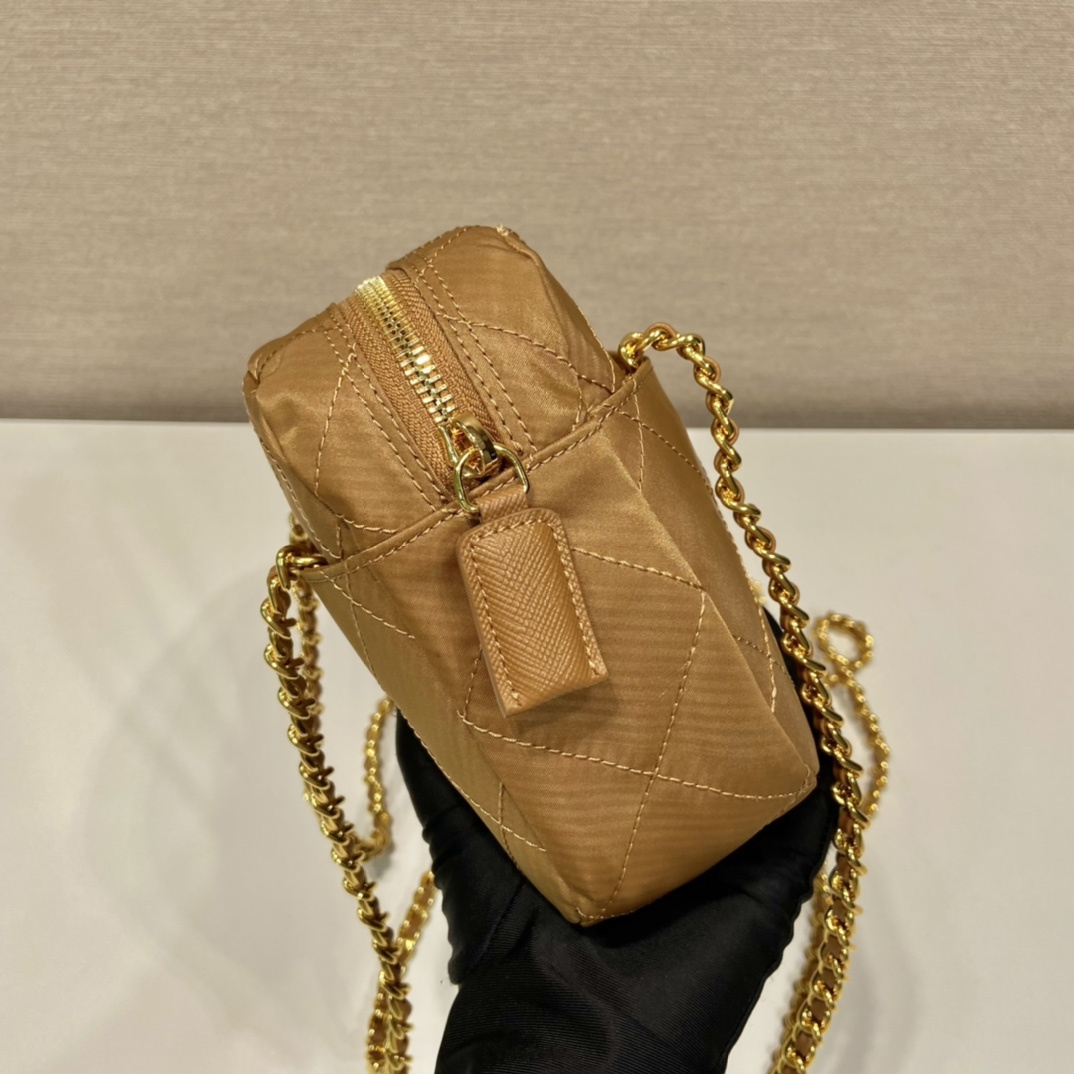 Prada 普拉達 Leather Goods