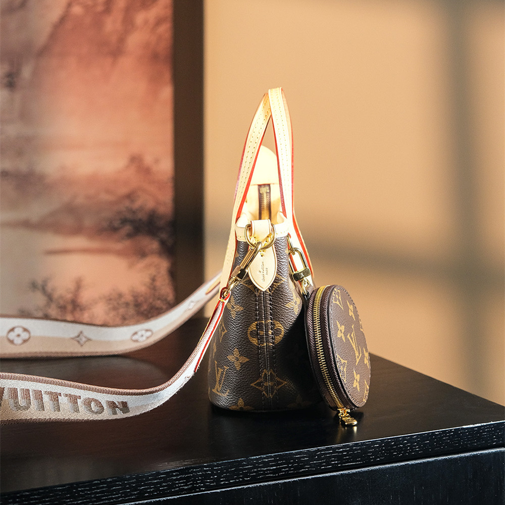 Louis Vuitton 路易威登 Leather Goods