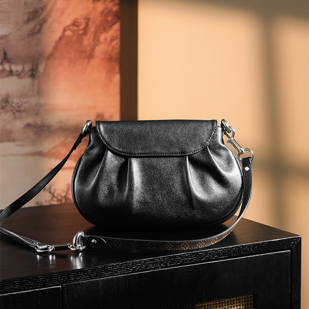 Louis Vuitton 路易威登 Leather Goods