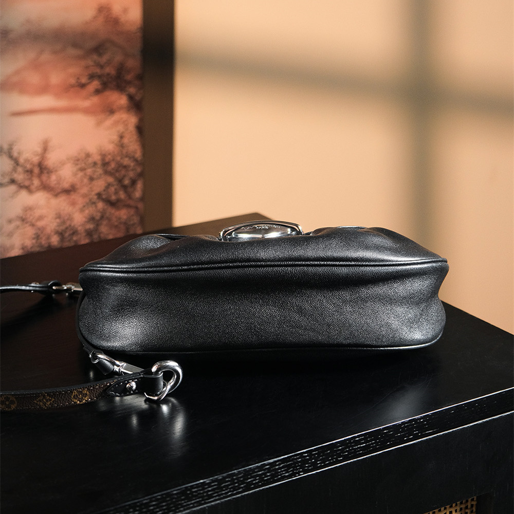 Louis Vuitton 路易威登 Leather Goods
