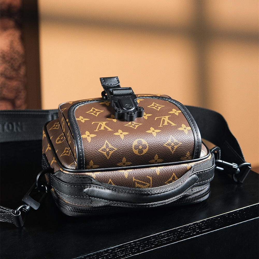 Louis Vuitton 路易威登 Leather Goods