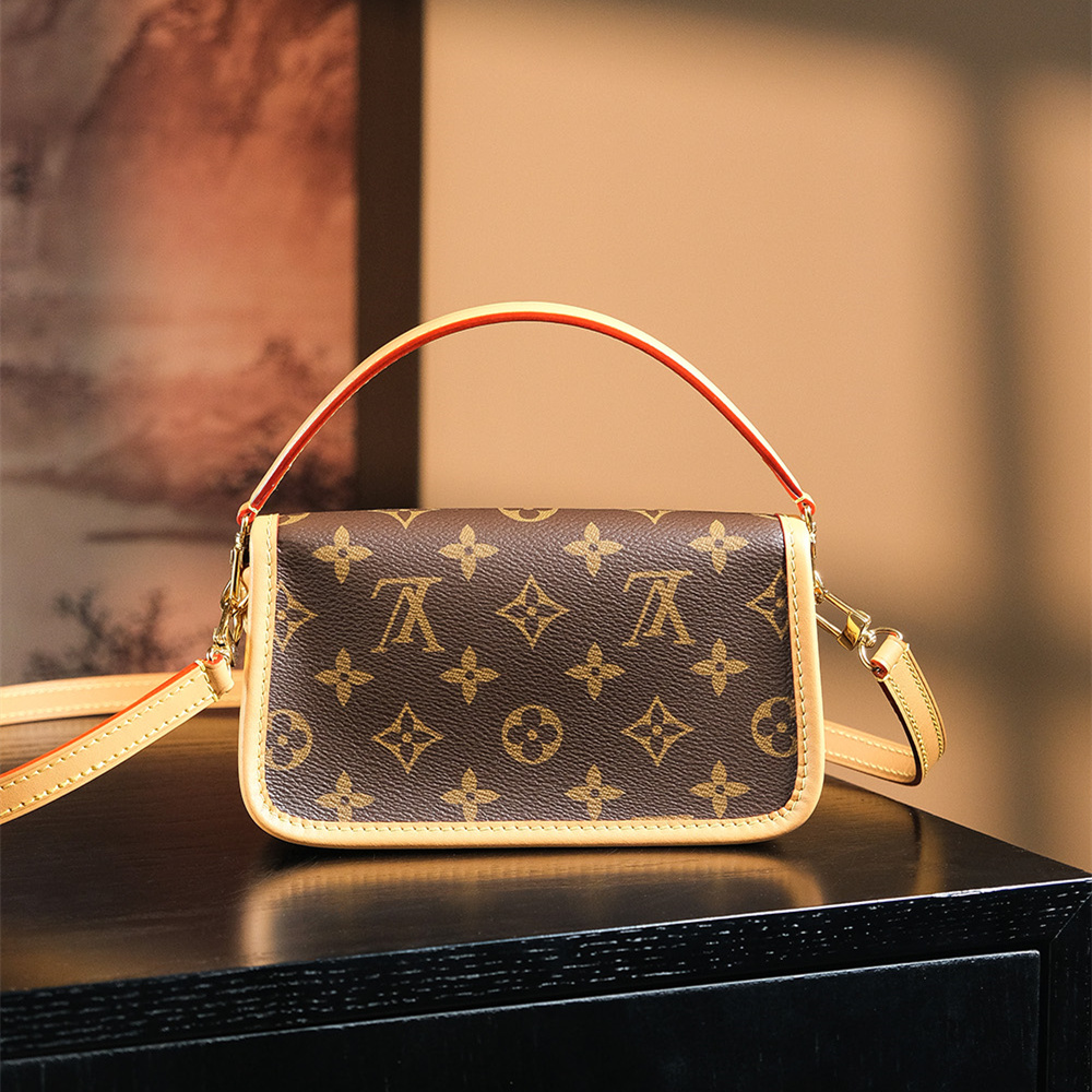 Louis Vuitton 路易威登 Leather Goods