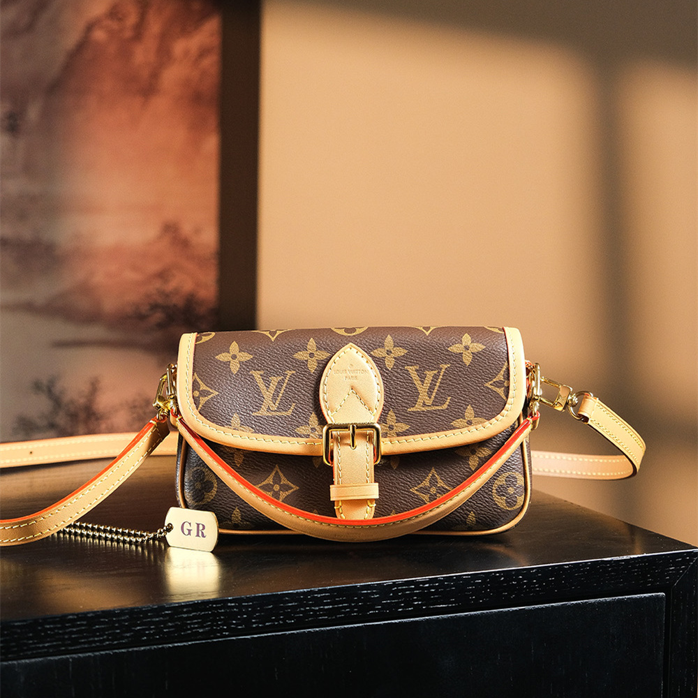 Louis Vuitton 路易威登 Leather Goods