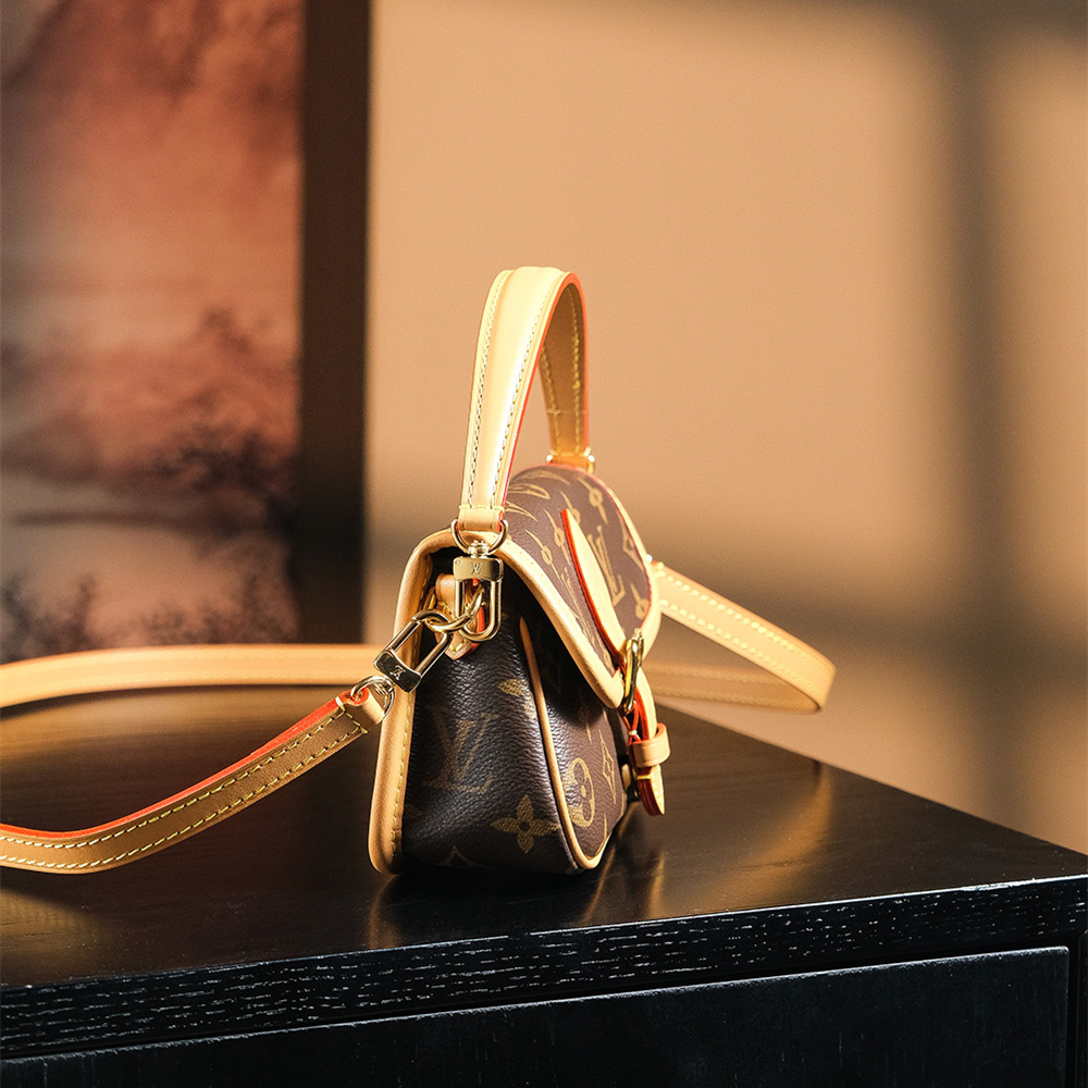 Louis Vuitton 路易威登 Leather Goods