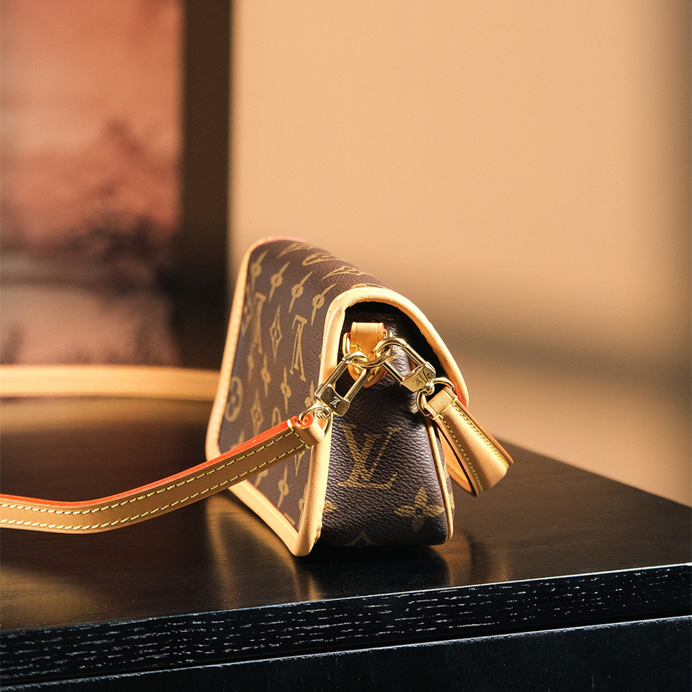 Louis Vuitton 路易威登 Leather Goods
