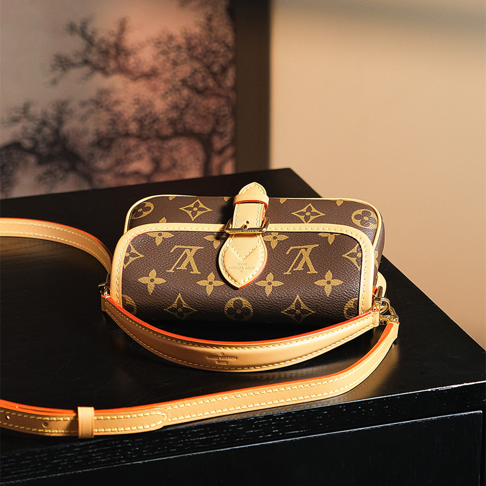 Louis Vuitton 路易威登 Leather Goods