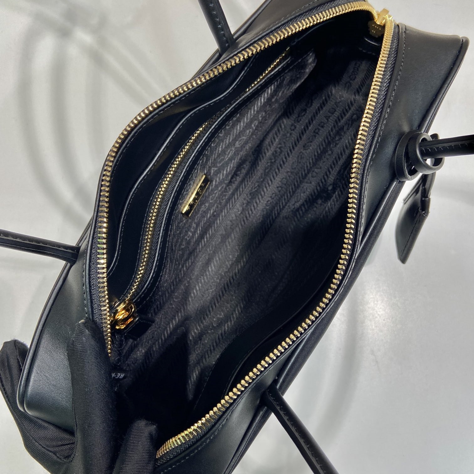 Prada 普拉達 Leather Goods