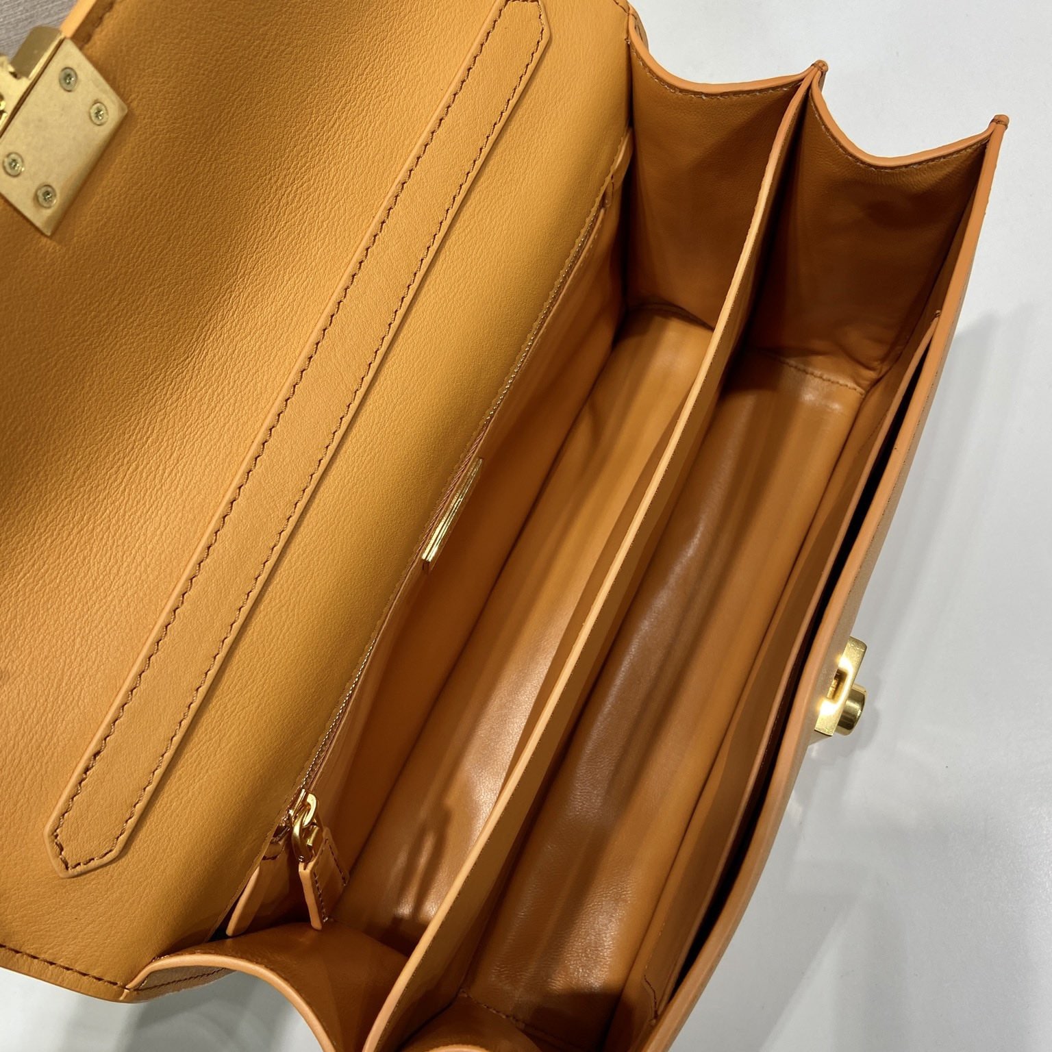 Prada 普拉達 Leather Goods