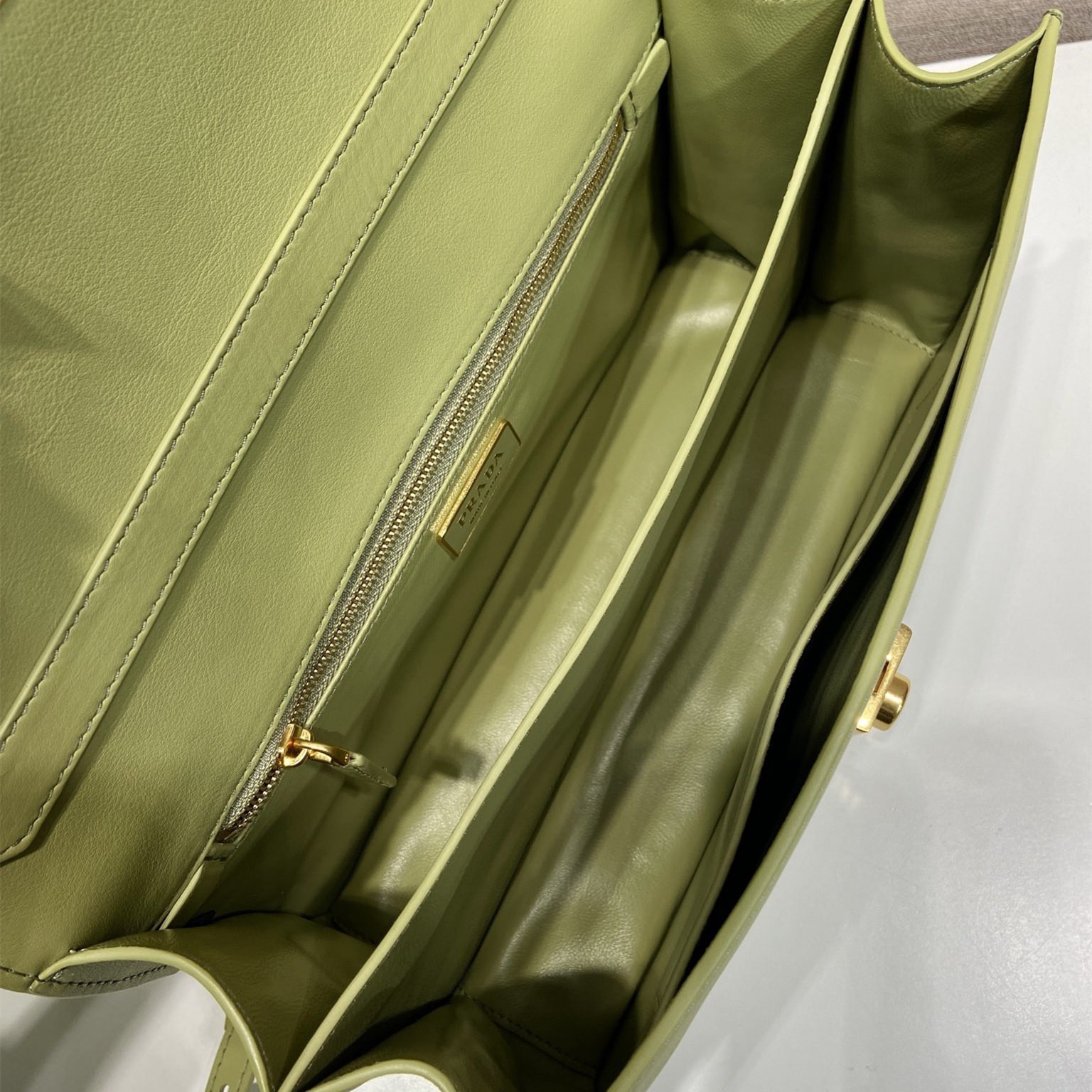 Prada 普拉達 Leather Goods