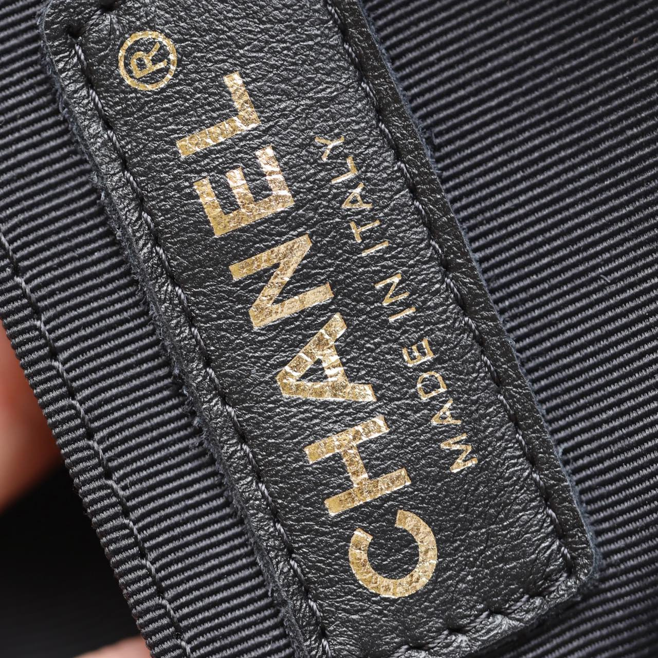 Chanel 香奈兒 Leather Goods