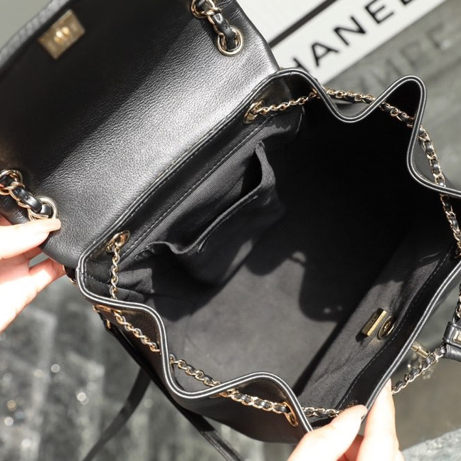 Chanel 香奈兒 Leather Goods