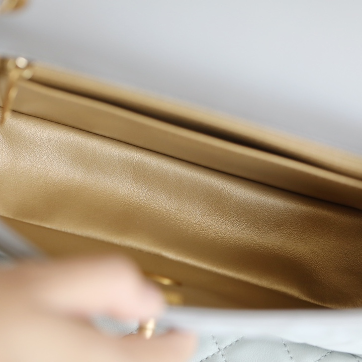 Chanel 香奈兒 Leather Goods