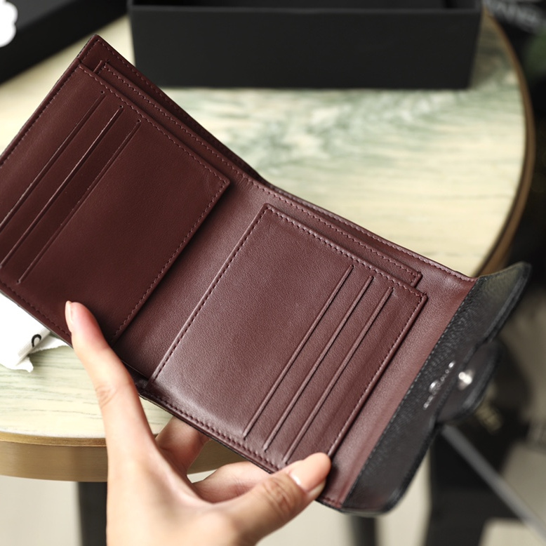 Chanel 香奈兒 Leather Goods