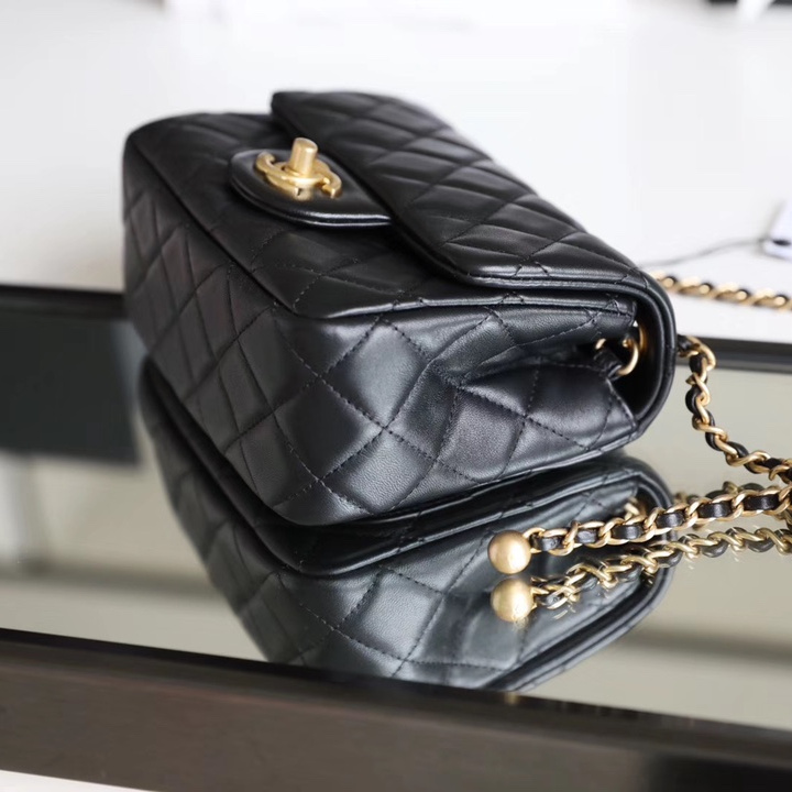 Chanel 香奈兒 Leather Goods