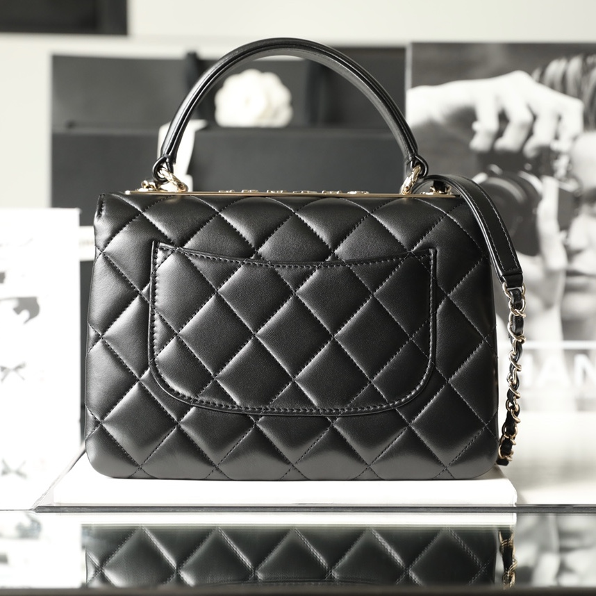 Chanel 香奈兒 Leather Goods