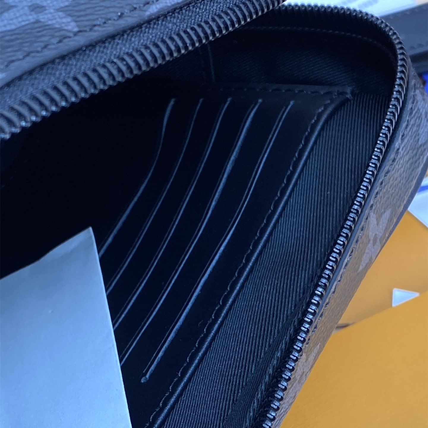 Louis Vuitton 路易威登 Leather Goods