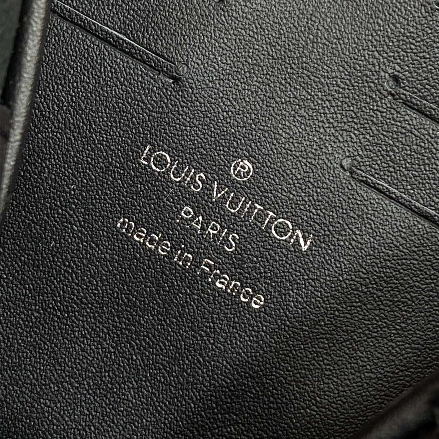 Louis Vuitton 路易威登 Leather Goods