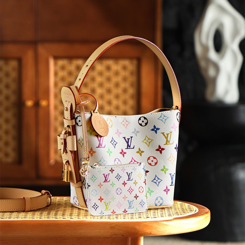 Louis Vuitton 路易威登 Leather Goods