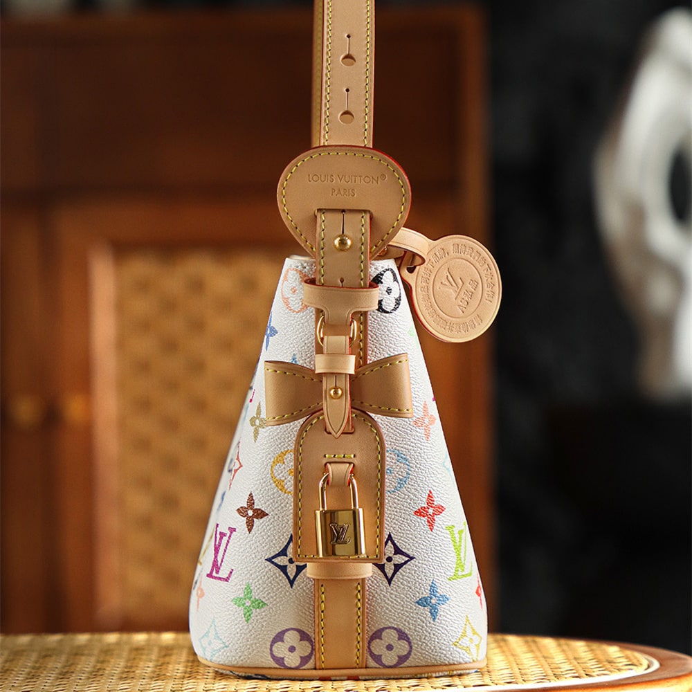 Louis Vuitton 路易威登 Leather Goods