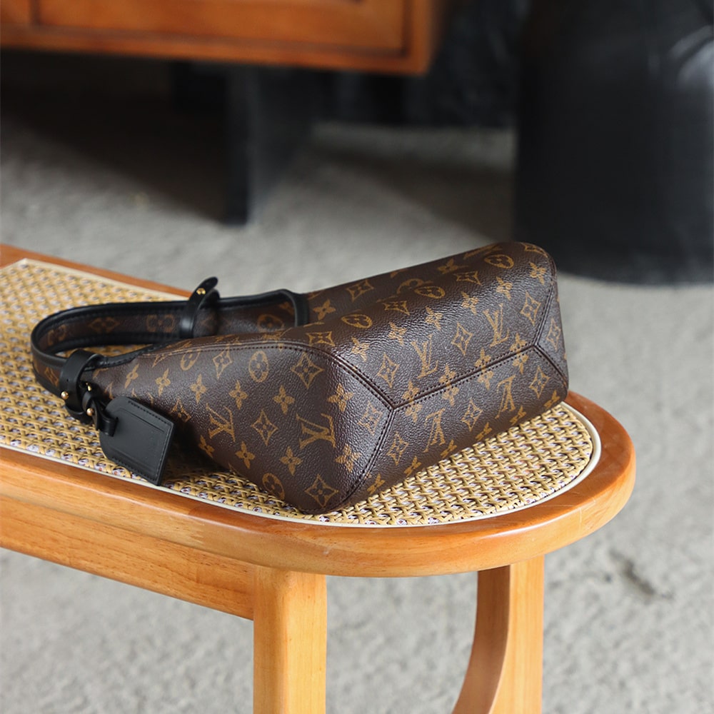 Louis Vuitton 路易威登 Leather Goods