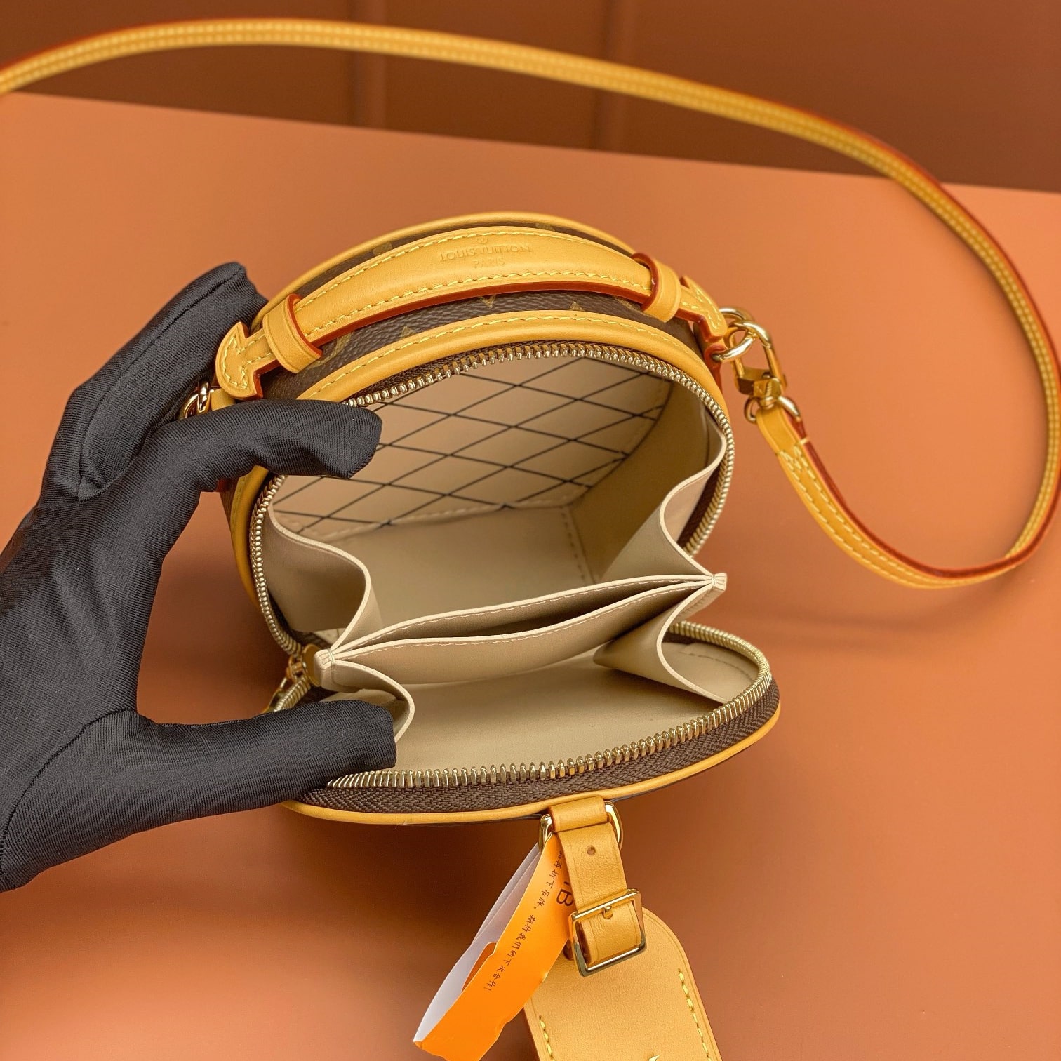 Louis Vuitton 路易威登 Leather Goods