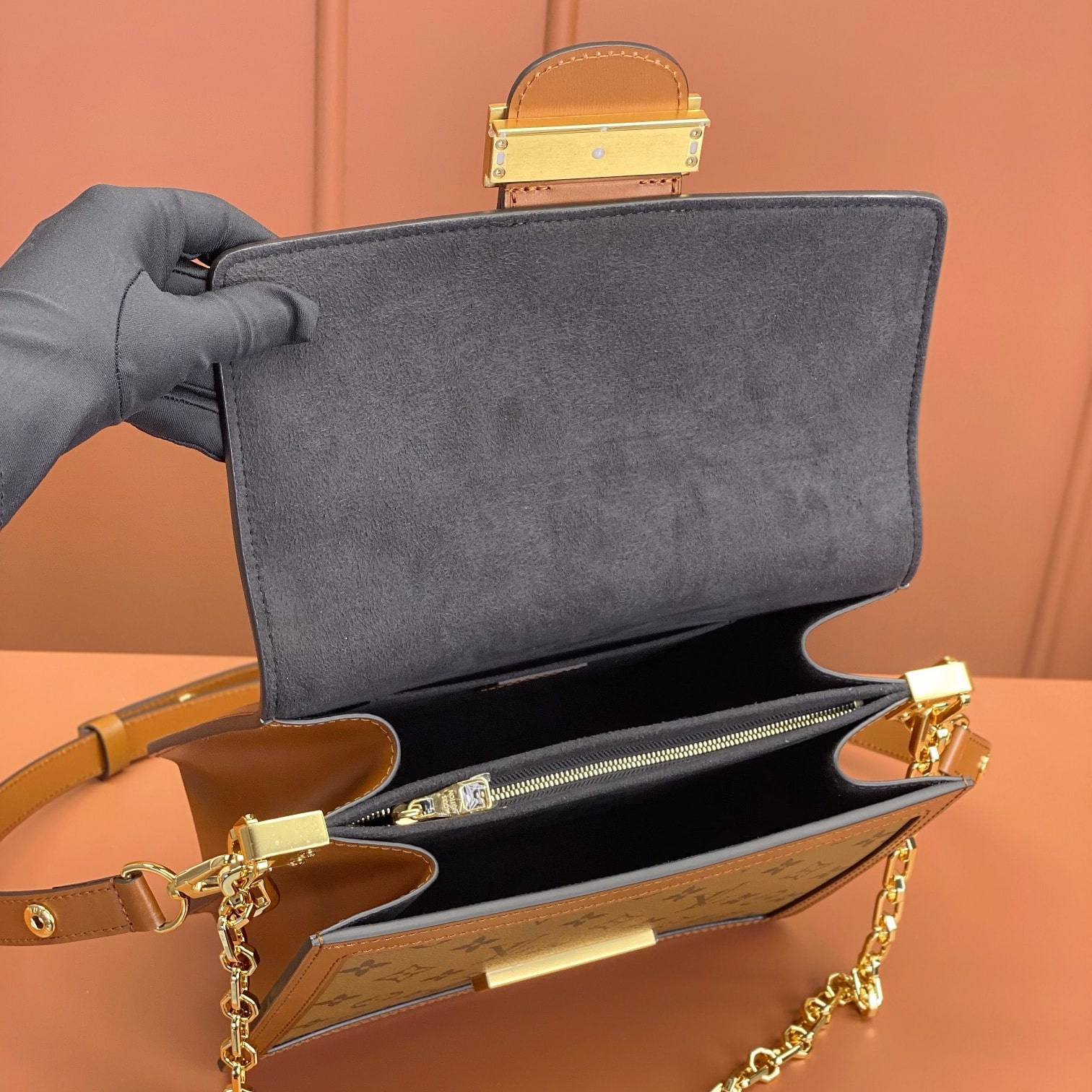 Louis Vuitton 路易威登 Leather Goods