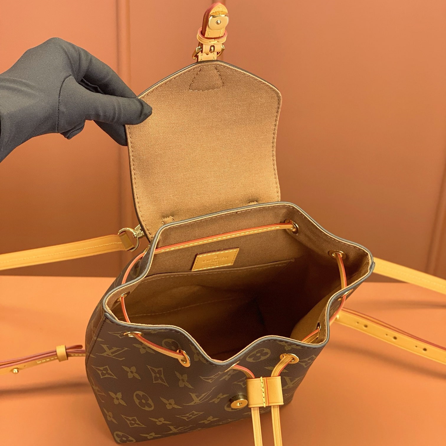 Louis Vuitton 路易威登 Leather Goods