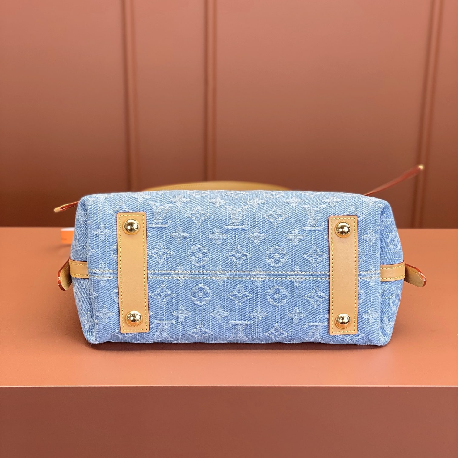 Louis Vuitton 路易威登 Leather Goods