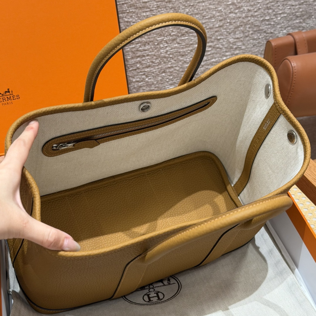 Hermès 愛馬仕 Leather Goods