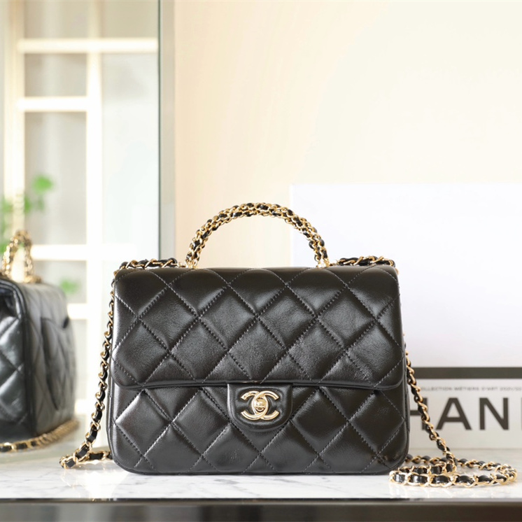 Chanel 香奈兒 Leather Goods