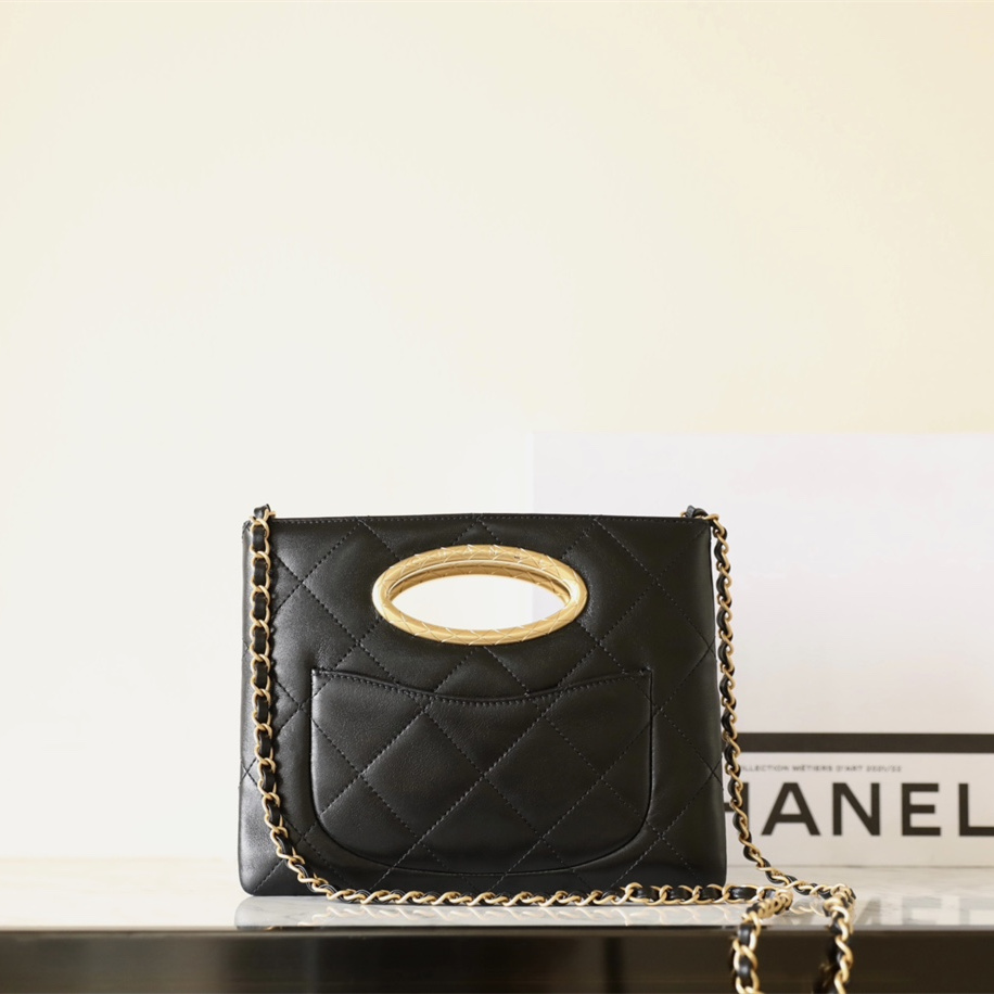Chanel 香奈兒 Leather Goods