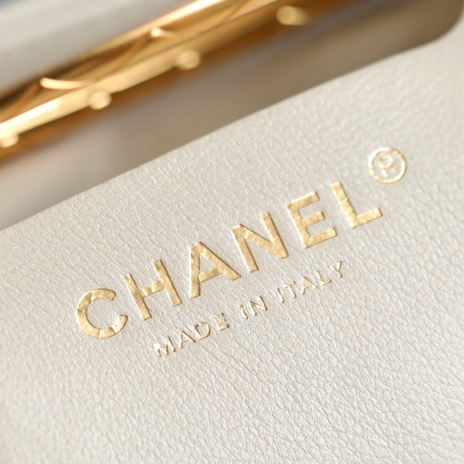 Chanel 香奈兒 Leather Goods